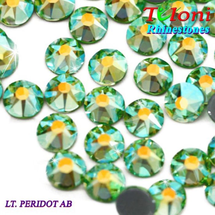 Strass Tuloni col. Lt. Peridot AB 288/1440 pcs. mod. Stile HotFix